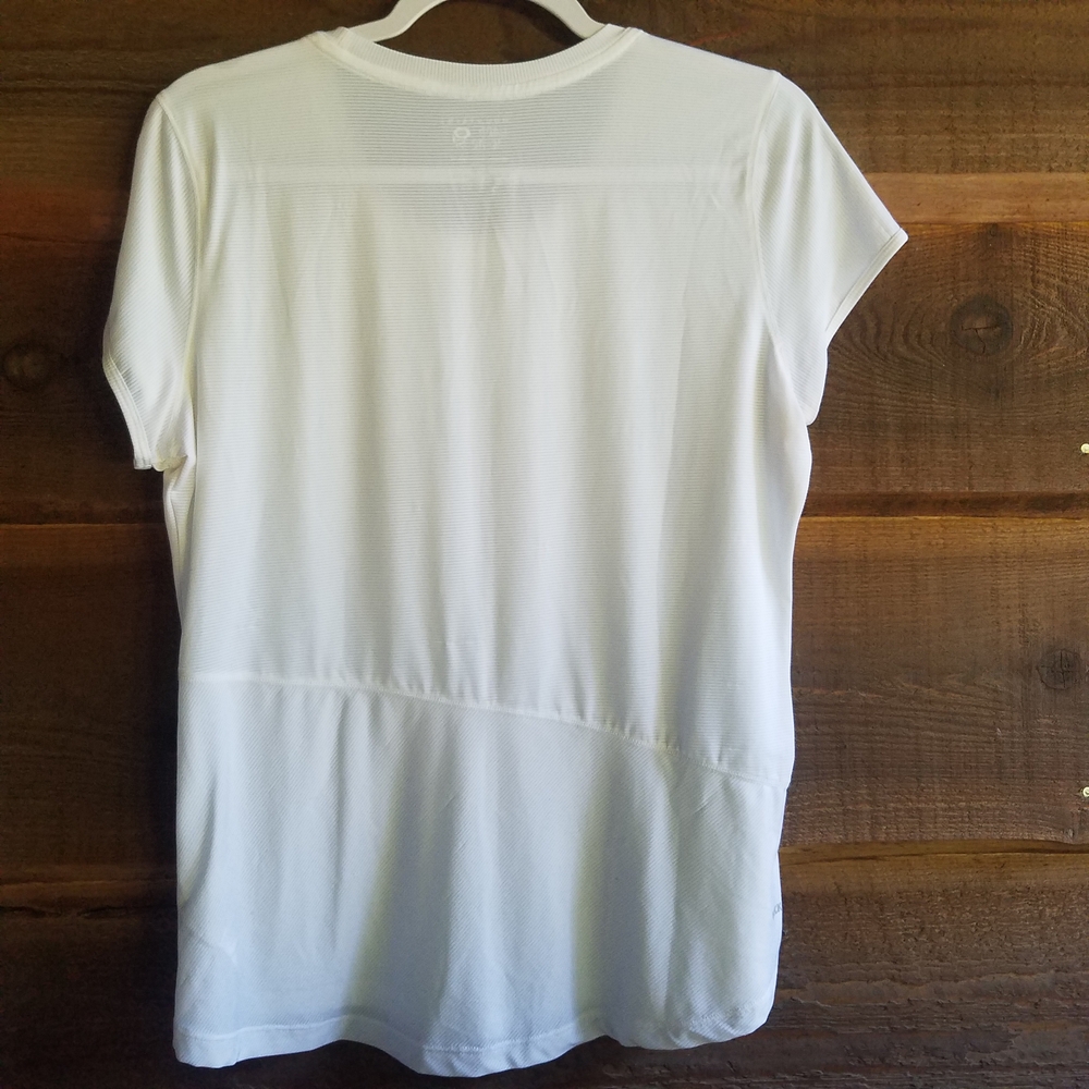 Mountain Hardwear Women's White Short Sleeve T-Shirt Spring Workout Tee Refresh - Picture 2 of 6